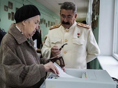 Голосование (фото: Илья Питалев/ИТАР-ТАСС) Голосование (фото: Илья Питалев/ИТАР-ТАСС)