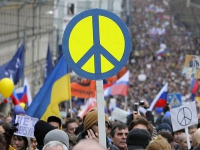 Москва, Марш солидарности, весна 2014. Источник - http://vk.com/marsh_mira_moskva Москва, Марш солидарности, весна 2014. Источник - http://vk.com/marsh_mira_moskva