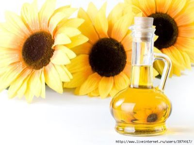 Подсолнечное масло. Фото: board.kompass.ua Подсолнечное масло. Фото: board.kompass.ua