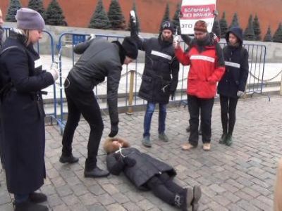 Акция против закрытия больницы №11. Фото: tvrain.ru Акция против закрытия больницы №11. Фото: tvrain.ru