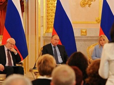 Встреча В.В.Путина с омбудсменами, 5.12.14. Источник - http://news.kremlin.ru/media/events/photos/big/41d5206e017740795be8.jpeg Встреча В.В.Путина с омбудсменами, 5.12.14. Источник - http://news.kremlin.ru/media/events/photos/big/41d5206e017740795be8.jpeg