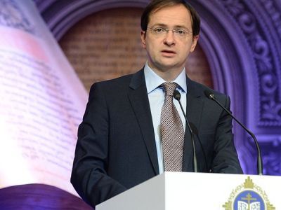 Владимир Мединский перед форумом РПЦ. Фото: Рravobraz.ru Владимир Мединский перед форумом РПЦ. Фото: Рravobraz.ru