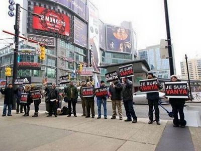 Пропутинская акция в Торонто. Из ФБ Ольги Романовой Пропутинская акция в Торонто. Из ФБ Ольги Романовой