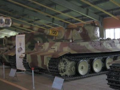 Бронированные машины. Фото: nnm.ru. Бронированные машины. Фото: nnm.ru.