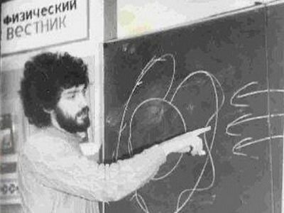 Инженер Борис Немцов, середина 80-х. Источник - http://funtema.ru/blog/people/12356.html Инженер Борис Немцов, середина 80-х. Источник - http://funtema.ru/blog/people/12356.html