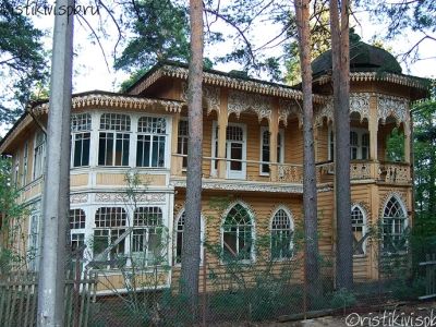 Дача Александра Юхневича. Фото: ristikivi.spb.ru Дача Александра Юхневича. Фото: ristikivi.spb.ru