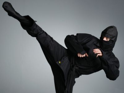 Удар ногой. Фото: m.dev-pg21.srv43.ru Удар ногой. Фото: m.dev-pg21.srv43.ru