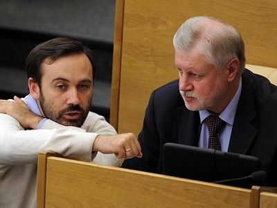 Илья Пономарев и Сергей Миронов Фото: tass.ru Илья Пономарев и Сергей Миронов Фото: tass.ru