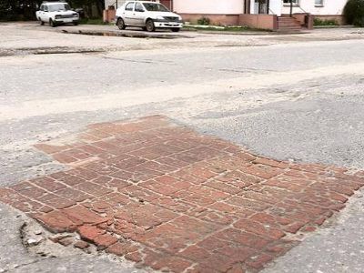 Дороги в г. Буй Костромской области. Фото И.Яшина Дороги в г. Буй Костромской области. Фото И.Яшина