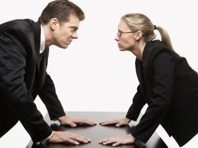 Гендерная конкуренция в трудоустройстве. Фото: engagient.com Гендерная конкуренция в трудоустройстве. Фото: engagient.com