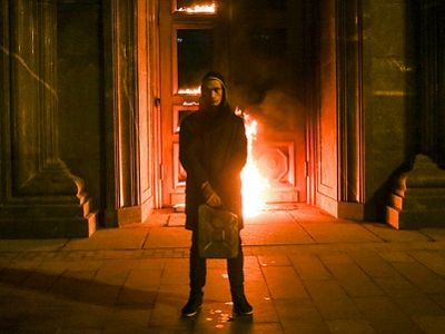 Горящая дверь здания ФСБ, Петр Павленский. Фото: varlamov.ru Горящая дверь здания ФСБ, Петр Павленский. Фото: varlamov.ru