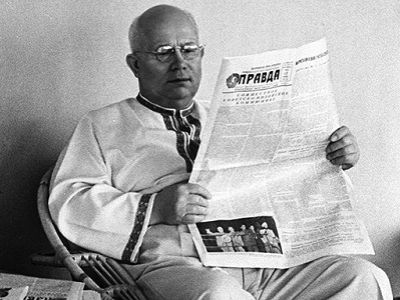 Хрущев в вышиванке. Источник - weekend.rambler.ru Хрущев в вышиванке. Источник - weekend.rambler.ru