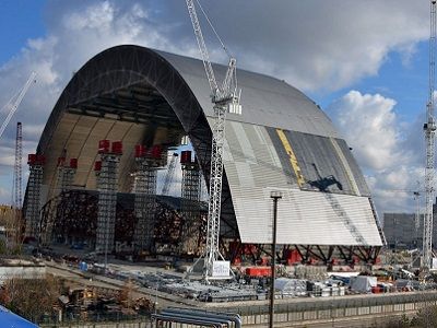 Монтаж защитной арки для ЧАЭС. Источник - uatom.org Монтаж защитной арки для ЧАЭС. Источник - uatom.org