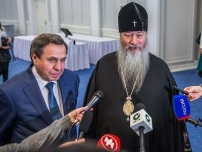 Новосибирские губернатор и митрополит. Фото: Рensioner54.ru Новосибирские губернатор и митрополит. Фото: Рensioner54.ru