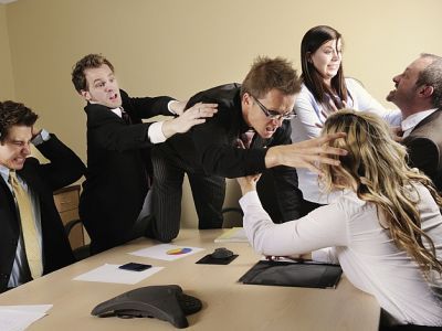 Выяснение отношений. Фото: sunhome.ru Выяснение отношений. Фото: sunhome.ru