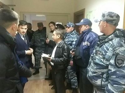 Обыск в "Открытой России". Фото: twitter.com/mich261213 Обыск в "Открытой России". Фото: twitter.com/mich261213