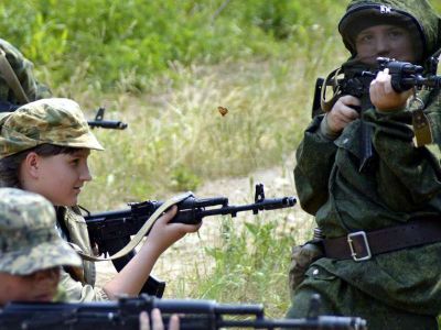 Военные сборы для школьников. Фото: Sibiryak-info.ru Военные сборы для школьников. Фото: Sibiryak-info.ru