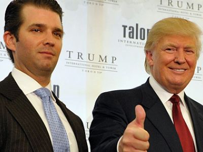Дональд Трамп и его сын. Фото: cont.ws Дональд Трамп и его сын. Фото: cont.ws