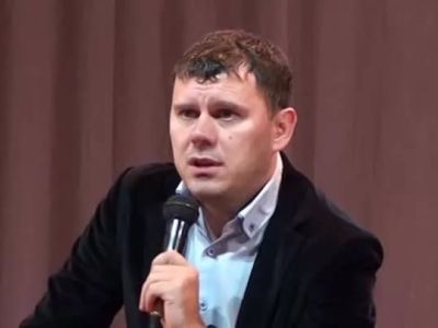 Адвокат Сергей Колотухин читает лекцию. Фото: S-vidlo-a.ru Адвокат Сергей Колотухин читает лекцию. Фото: S-vidlo-a.ru