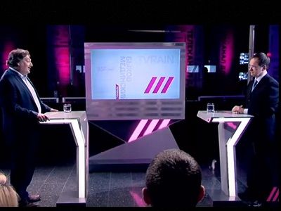 Дебаты Д.Быкова и В.Мединского на ТК "Дождь", 26.9.17. Скрин видео www.youtube.com/watch?v=xqeU_mZE744 Дебаты Д.Быкова и В.Мединского на ТК "Дождь", 26.9.17. Скрин видео www.youtube.com/watch?v=xqeU_mZE744