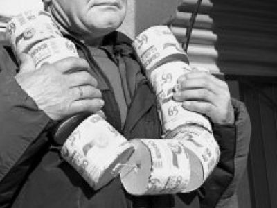 СССР, туалетная бумага как дефицит. Фото: joyreactor.cc СССР, туалетная бумага как дефицит. Фото: joyreactor.cc