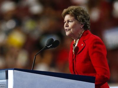 Американский сенатор Джоан Шаин. Фото: rbk.ru Американский сенатор Джоан Шаин. Фото: rbk.ru