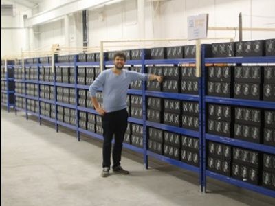 Ферма для майнинга криптовалют. Фото: promdevelop.ru Ферма для майнинга криптовалют. Фото: promdevelop.ru