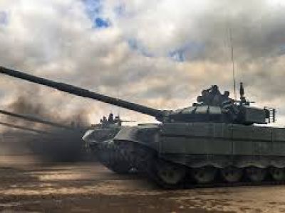 Танки Т-90С. Фото: tass.ru Танки Т-90С. Фото: tass.ru