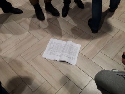 Подброшенный бюллетень в штабе Навального в Калининграде. Фото: vk.com/teamnavalny_kld Подброшенный бюллетень в штабе Навального в Калининграде. Фото: vk.com/teamnavalny_kld