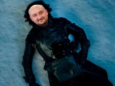 Аркадий Бабченко и "воскресший" Джон Сноу (сериал "Игра престолов"). Скрин: news-entertainment.net Аркадий Бабченко и "воскресший" Джон Сноу (сериал "Игра престолов"). Скрин: news-entertainment.net