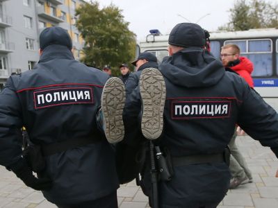 Задержание на митинге, Фото: 66.ru Задержание на митинге, Фото: 66.ru