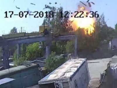 Взрыв газового баллона на заводе в Петербурге. Фото: megapolisonline.ru Взрыв газового баллона на заводе в Петербурге. Фото: megapolisonline.ru