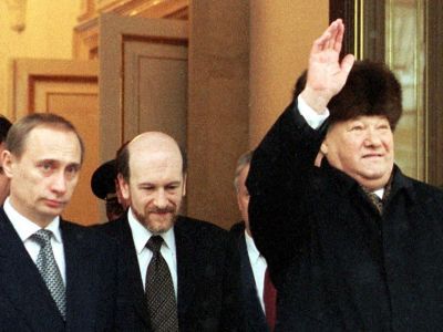 Борис Ельцин, Владимир Путин, Александр Волошин. Фото: Fotostrana.ru Борис Ельцин, Владимир Путин, Александр Волошин. Фото: Fotostrana.ru