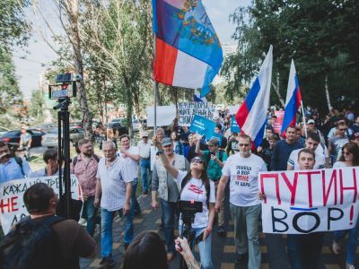 Шествие 9 сентября. Фото: Владимир Лапкин. Каспаров.Ru Шествие 9 сентября. Фото: Владимир Лапкин. Каспаров.Ru