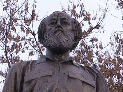 Памятник А.И.Солженицыну в Москве. Фото: ru.euronews.com Памятник А.И.Солженицыну в Москве. Фото: ru.euronews.com
