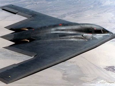 Военный самолет США с бомбами. Фото: Сommentarii.ru Военный самолет США с бомбами. Фото: Сommentarii.ru