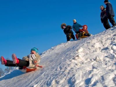 Снежная горка. Фото: Радио Маяк Кузбасс Снежная горка. Фото: Радио Маяк Кузбасс