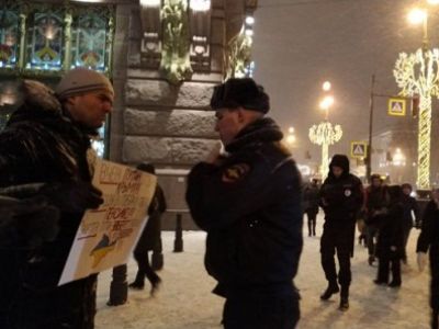 Задержание активиста Семена Ткачука. Фото: Семен Ткачук Задержание активиста Семена Ткачука. Фото: Семен Ткачук