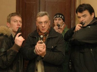 Кадр из фильма"Улицы разбитых фонарей" Кадр из фильма"Улицы разбитых фонарей"