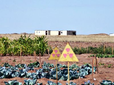 Семипалатинский ядерный полигон. Фото: orangesmile.com Семипалатинский ядерный полигон. Фото: orangesmile.com