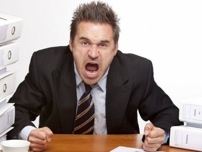 Орущий начальник. Фото: Azeuronews.com Орущий начальник. Фото: Azeuronews.com