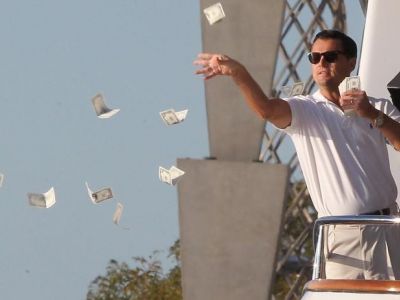 Кадр из фильма "Волк с Уолл-стрит" 2013. реж. Мартин Скорсезе Кадр из фильма "Волк с Уолл-стрит" 2013. реж. Мартин Скорсезе