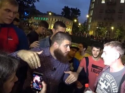 Во время "рейда" движения "Лев против" в Москве. Фото: 360tv.ru Во время "рейда" движения "Лев против" в Москве. Фото: 360tv.ru