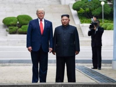 Дональд Трамп и Ким Чен Ын, 30.6.19. Фото: bbc.com Дональд Трамп и Ким Чен Ын, 30.6.19. Фото: bbc.com