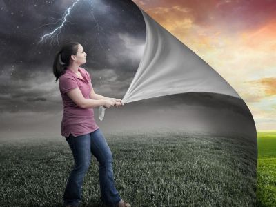 Смена негатива на позитив. Иллюстрация: hype.ru Смена негатива на позитив. Иллюстрация: hype.ru