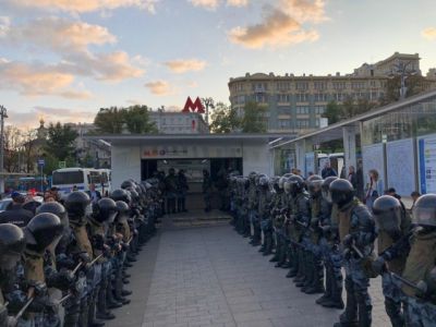 Митинг 10 августа в Москве. Фото: Георгий Балаков Митинг 10 августа в Москве. Фото: Георгий Балаков