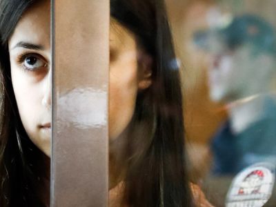 Одна из сестер Ангелина Хачатурян в Мосгорсуде. Фото: ТАСС, Артем Геодакян