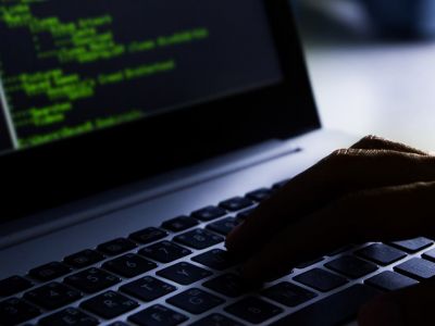 Хакер. Фото: Tammy54 / Shutterstock Хакер. Фото: Tammy54 / Shutterstock