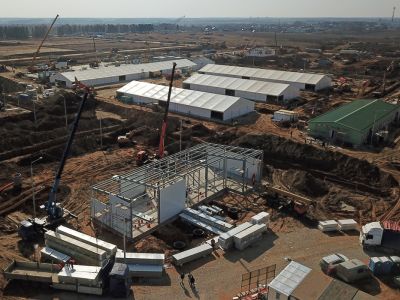 Стройка инфекционной больницы в Новой Москве. Фото: Михаил Джапаридзе/ТАСС Стройка инфекционной больницы в Новой Москве. Фото: Михаил Джапаридзе/ТАСС