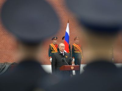 Выступление В.Путина у Вечного огня, 9.05.20. Фото: kremlin.ru Выступление В.Путина у Вечного огня, 9.05.20. Фото: kremlin.ru